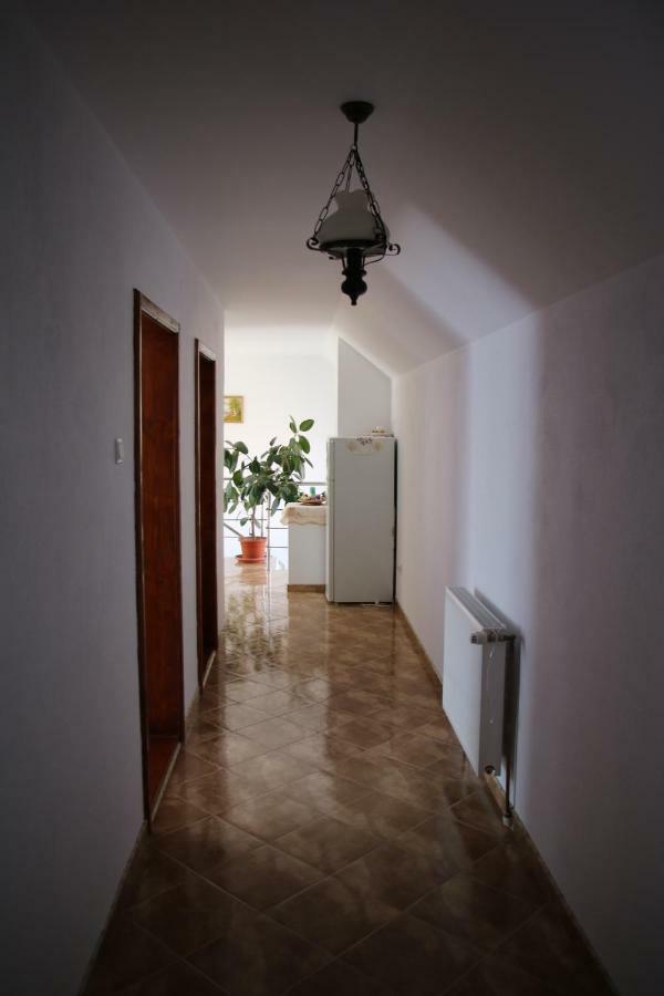 Готель Casa Leny Tohanu Nou Екстер'єр фото
